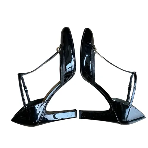 GUCCI Black Patent Leather Horsebit Leather Trim Mary Jane Pumps, Size 37