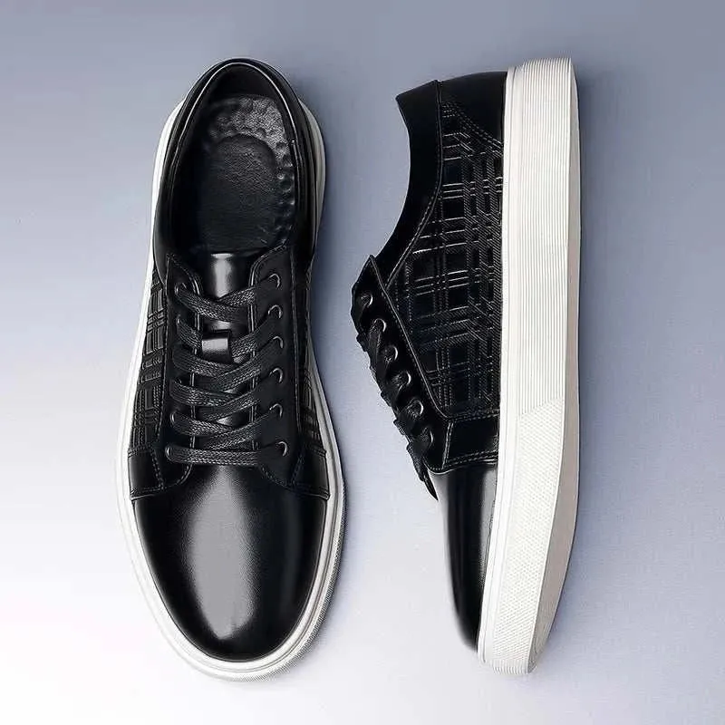 Intense blue casual shoes