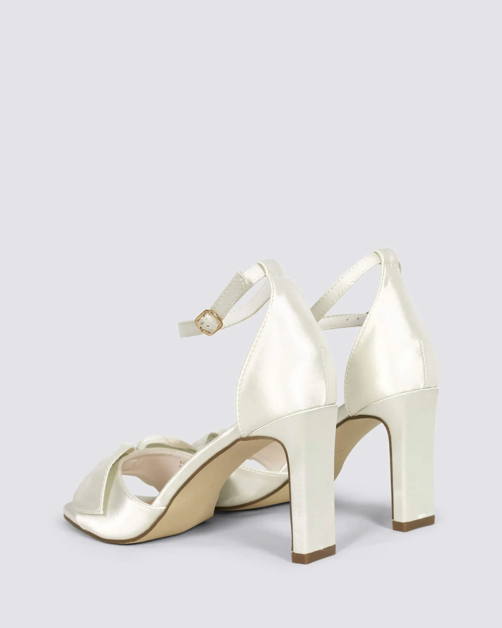 KARA HEELS CHALK SATIN