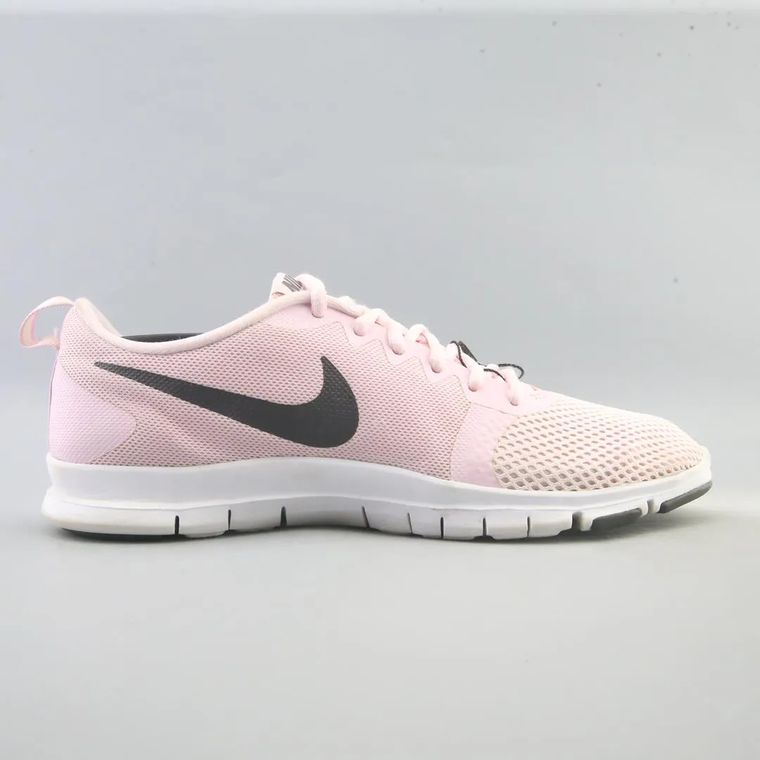 NIKE  FLEX ESSENTIAL TR