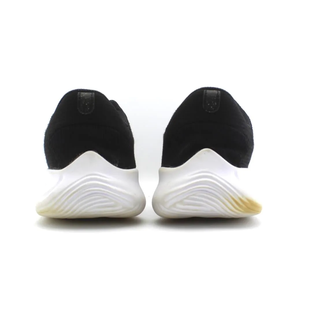 NIKE  FLEX EXPERIENCE RUN 11