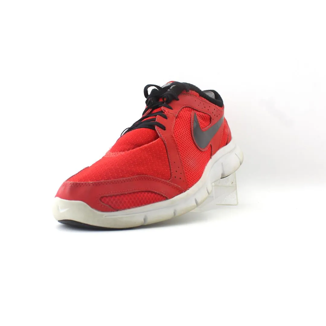 NIKE FLEX EXPERIENXE RN2