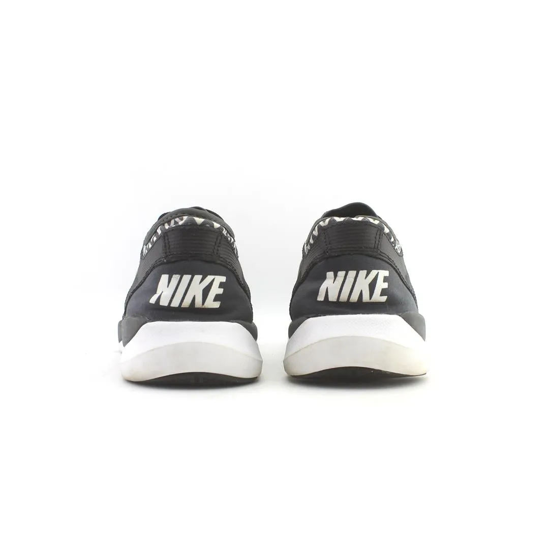 NIKE FLEX SUPERME TR3