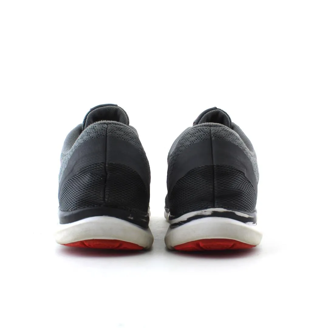 NIKE FLEX TRAINER 6