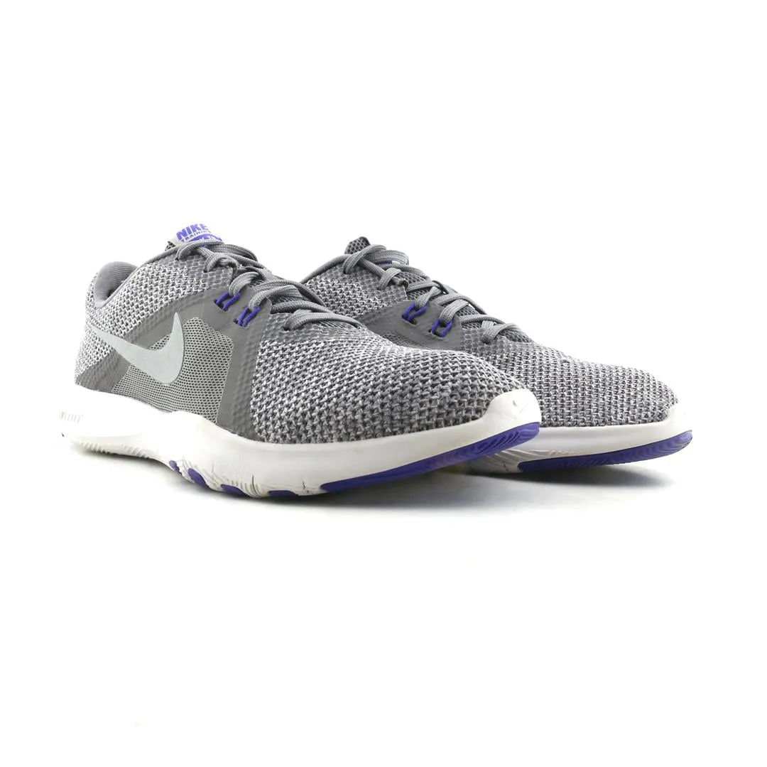NIKE FLEX TRAINER 8